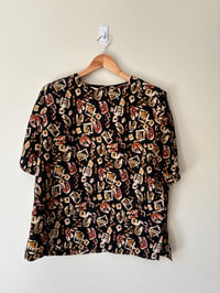 Image 2 of Vintage Target Short Sleeve Abstract Print Top 