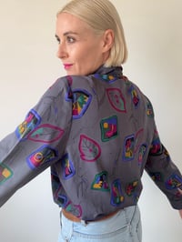 Image 2 of Vibrant Vintage Long Sleeve Shirt with Leaf Design 