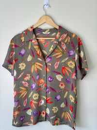 Image 2 of Vintage Flow Rill Floral Summer Short Sleeve Shirt 