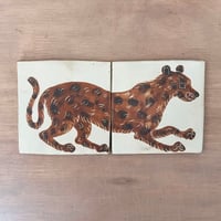 Image 1 of Leopard double tile ginger right facing