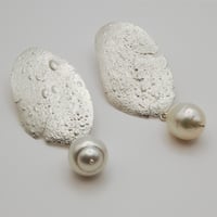 Image 1 of Medusa with pearls