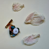 Image 1 of Broche Unique  « NOUETTES »