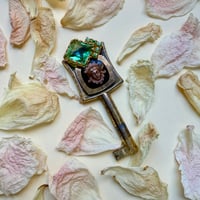 Image 1 of Broche « MADELINE »