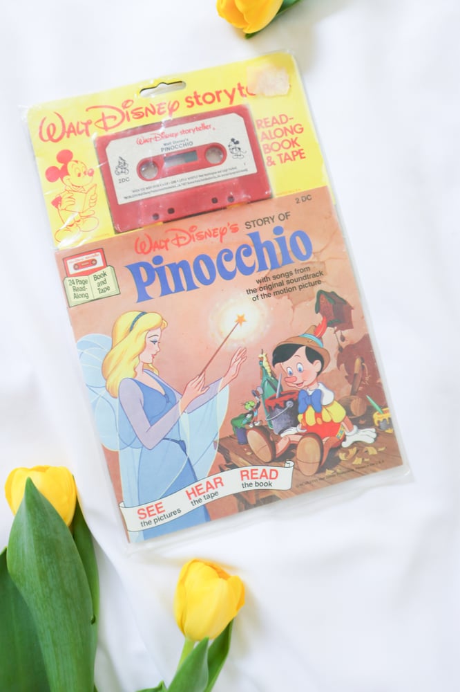 Image of Vintage 1977 Walt Disney's Pinocchio Read Along Cassette and Book 