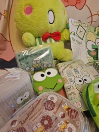 Image 3 of Keroppi Plushy Backpack Bundle 