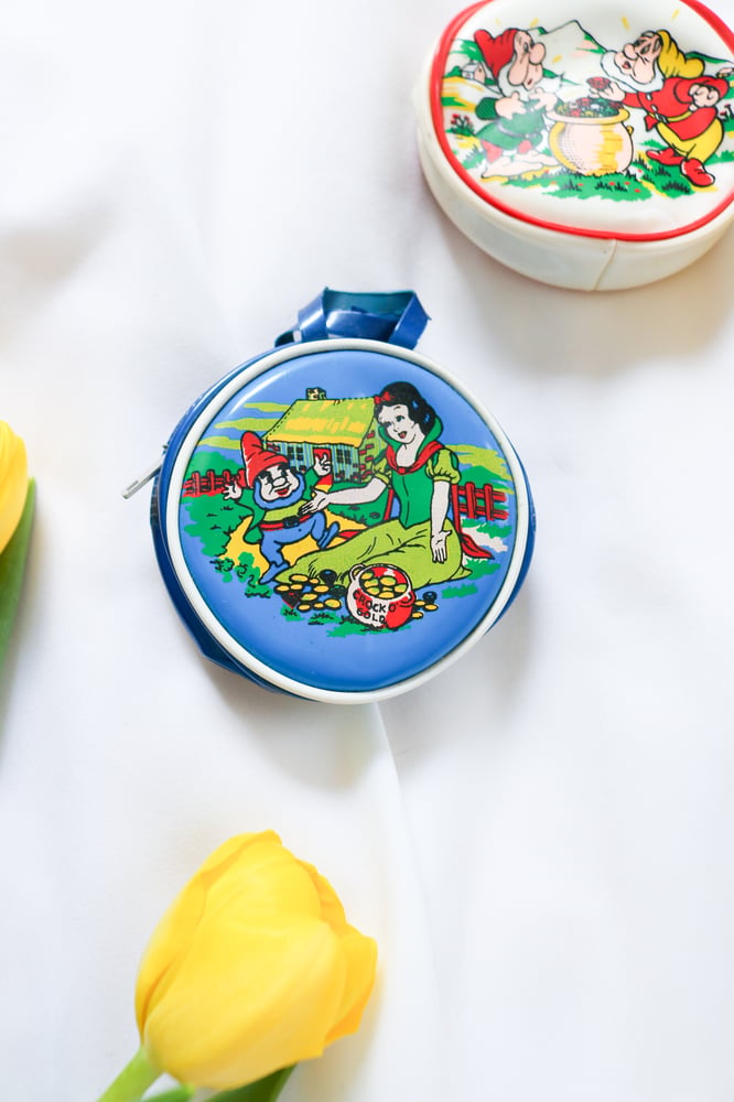 Image of RARE Vintage 1960s Disney Snow White and the Seven Dwarfs Set of Two Coin Purses