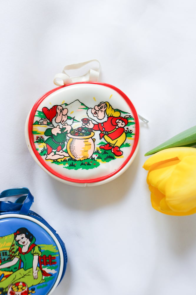 Image of RARE Vintage 1960s Disney Snow White and the Seven Dwarfs Set of Two Coin Purses
