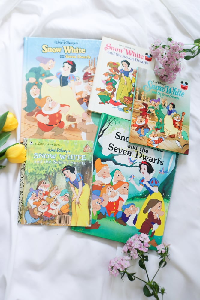 Image of Vintage Disney Princess Snow White Coffee Book Bundle - Set of 4