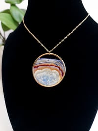 Image 2 of Sunset Agate Round Pendant (A)