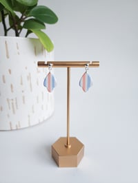 Coast Lines Spade