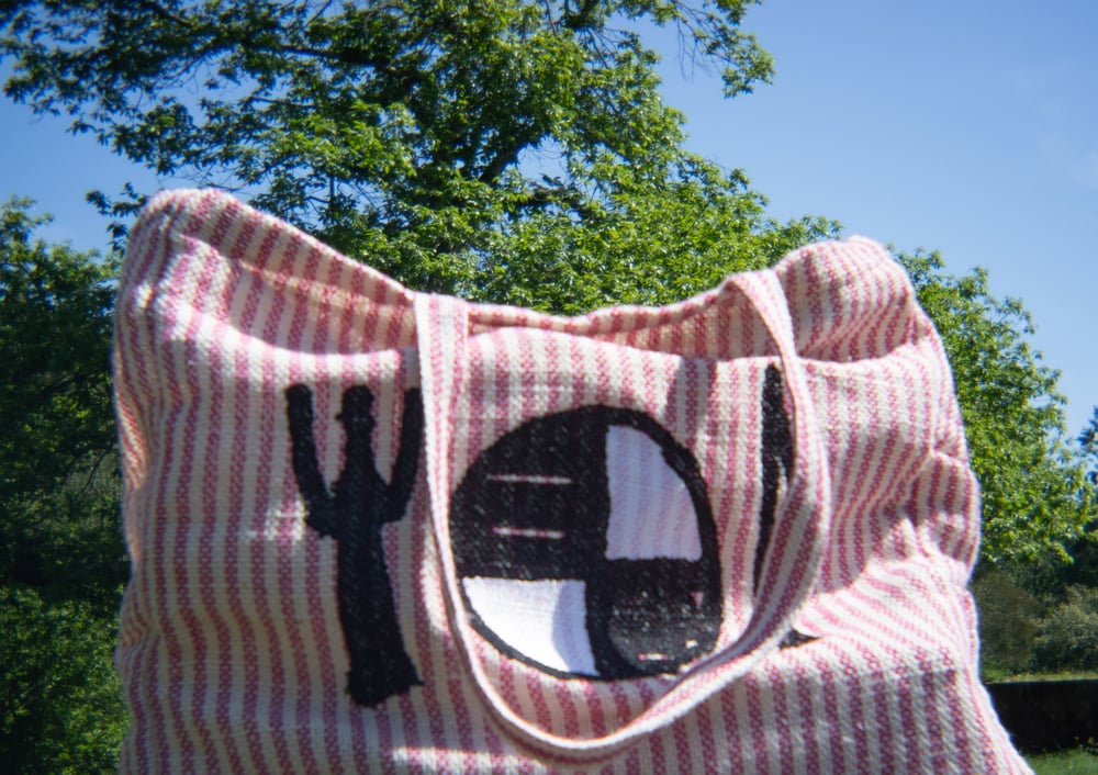 Image of Sac en maille PICNIC rayé blanc et rose