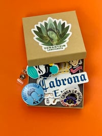 Image 2 of Proud Latina Mom Mini Gift Box for activist, Feminist Mothers. Regalo para Mamas Chingonas