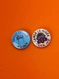 Image 8 of Proud Latina Mom Mini Gift Box for activist, Feminist Mothers. Regalo para Mamas Chingonas