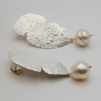 Image 4 of Medusa with pearls