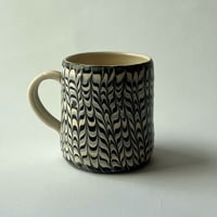 Image 3 of Pebble Feather Mug 2