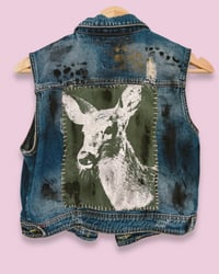 Image 2 of DEER ¥ FESTIVAL GILET ¥ VINTAGE WESTE  ¥ UPCYCLED ¥ IBIZA