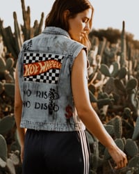 Image 1 of NO RISCO ¥  FESTIVAL GILET ¥ VINTAGE WESTE  ¥ UNISEX ¥ UPCYCLED ¥ IBIZA