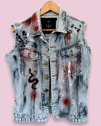 Image 2 of NO RISCO ¥  FESTIVAL GILET ¥ VINTAGE WESTE  ¥ UNISEX ¥ UPCYCLED ¥ IBIZA