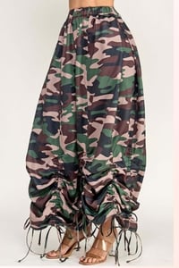 Baggy Camo DIVA Pants 