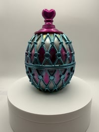 Enchanted Lattice Keepsake Egg
