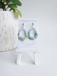 Image 2 of Eucalyptus Marble Margerys 