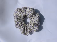 Image 2 of Lilac Ditsy Floral