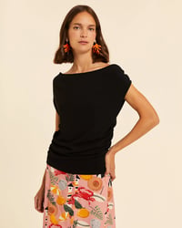 Image 2 of  Top drapeado negro
