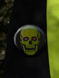 skull pin