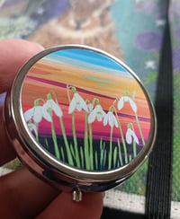 Image 8 of Compact mirror or pill box