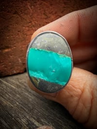 Image 4 of WL&A Handmade Old Style Heavy Ingot Gem Grade Pilot Mtn Ribbon Lane Splitter Ring - Size 9