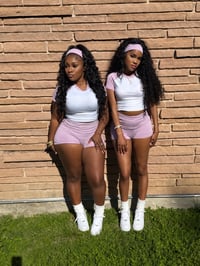 Image 2 of Lavish 3pc Set
