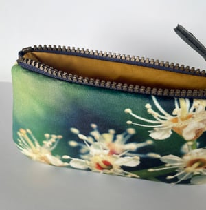 Image of Laurel flowers, printed velvet zipper bag