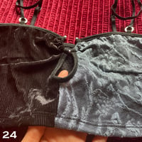 Image 10 of SIZE M | BIKOLOR SEPTUM CROPTOP | VERSIONS 21 TO 28