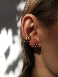 Image 4 of Cuff earrings with the pearl golden