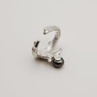 Image 4 of Cuff earring with the pearl