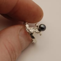 Image 3 of Cuff earring with the pearl