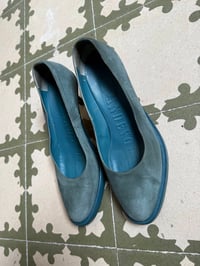 Image 3 of A. F. Vandevorst sculpted pumps