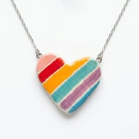 Image 1 of Χειροποίητο Κολιέ "Rainbow Heart" – Ατσάλινη Αλυσίδα
