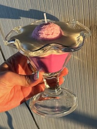 Image 2 of Vanilla Ice Dream Candle