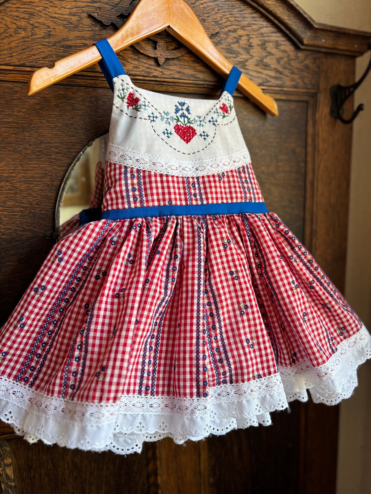 Image of Vintage American dress
