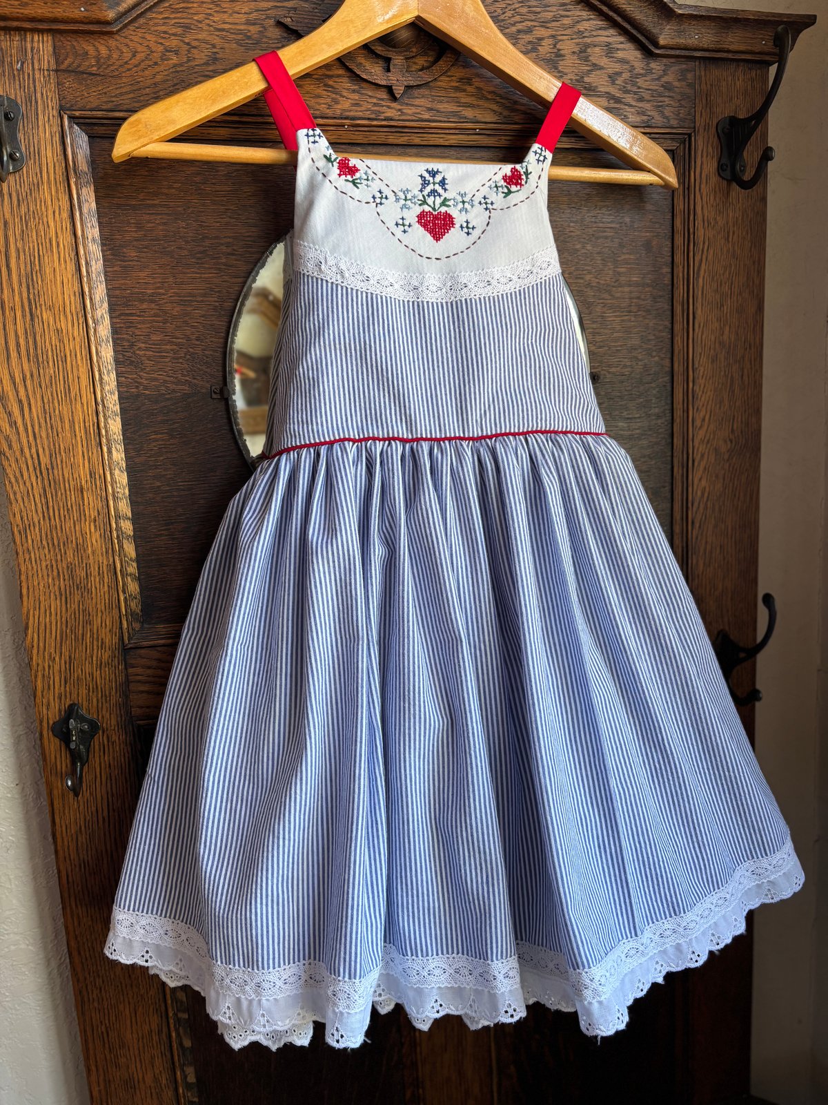 Image of Ooak size 8 dress