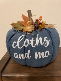Pumpkin holder