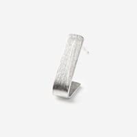 Image 2 of SINGLE EARRING  #039-62