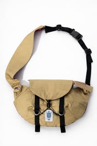 Image 3 of DOUBLE FACE FANNY PACK - brick red/ beige