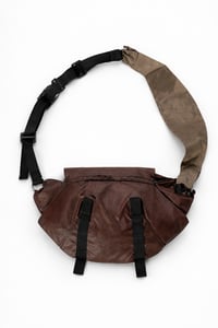 Image 2 of DOUBLE FACE FANNY PACK - brown/beige