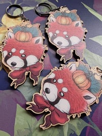 Image 3 of Red panda keychain
