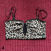 Image 9 of  SIZE M | SEPTUM CROPTOP |  VERSIONS 1 to 6