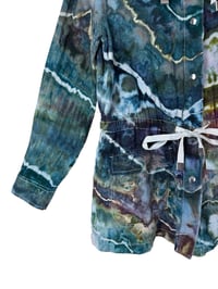 Image 6 of ♻️ UPCYCLED S 100% Linen Hooded Jacket in Deep Geode Ice Dye