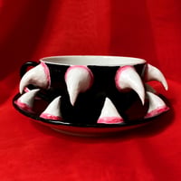 Teeth cup