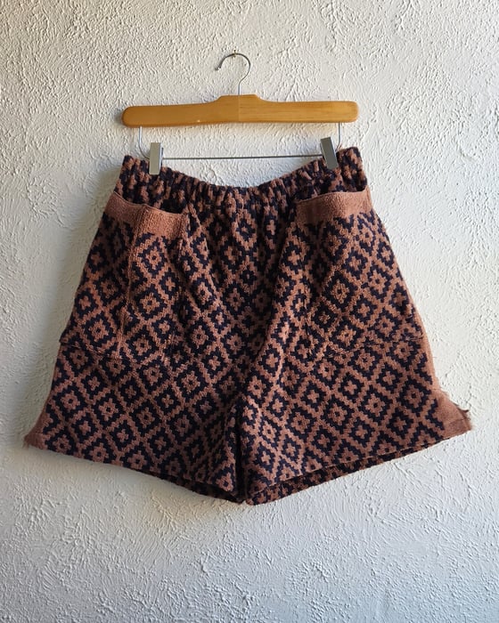 Image of Diamond Towel Shorts - M/L